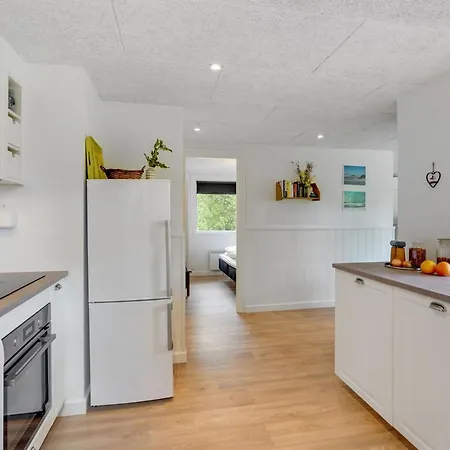 Dagino - 500m From The Sea By Interhome
